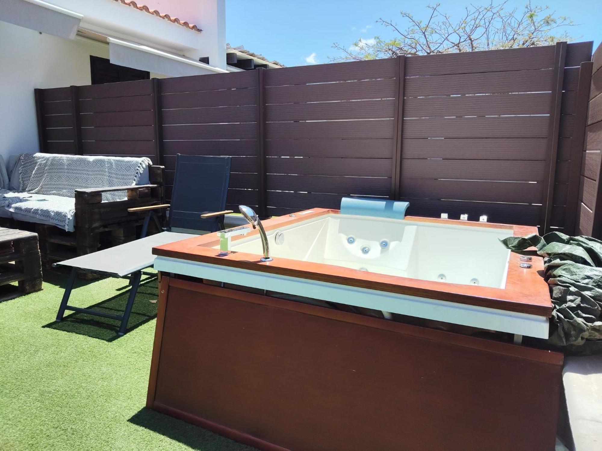 Bungalow Maspalomas Golf Con Jacuzzi, Piscina Y Jardin San Bartolomé Eksteriør billede